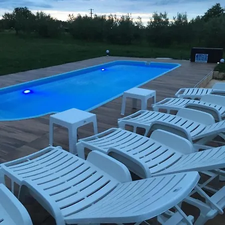 House In Nature דירה *